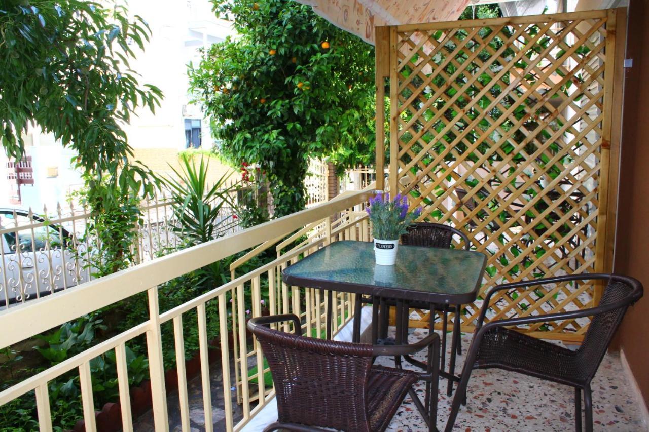 Ferienwohnung Amalia House Nea Kallikrateia Exterior foto