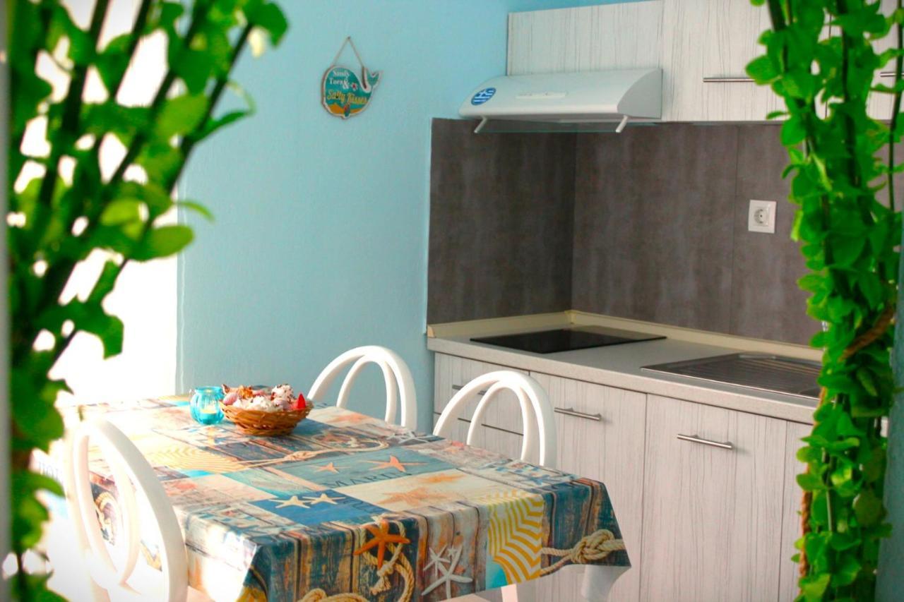 Ferienwohnung Amalia House Nea Kallikrateia Exterior foto