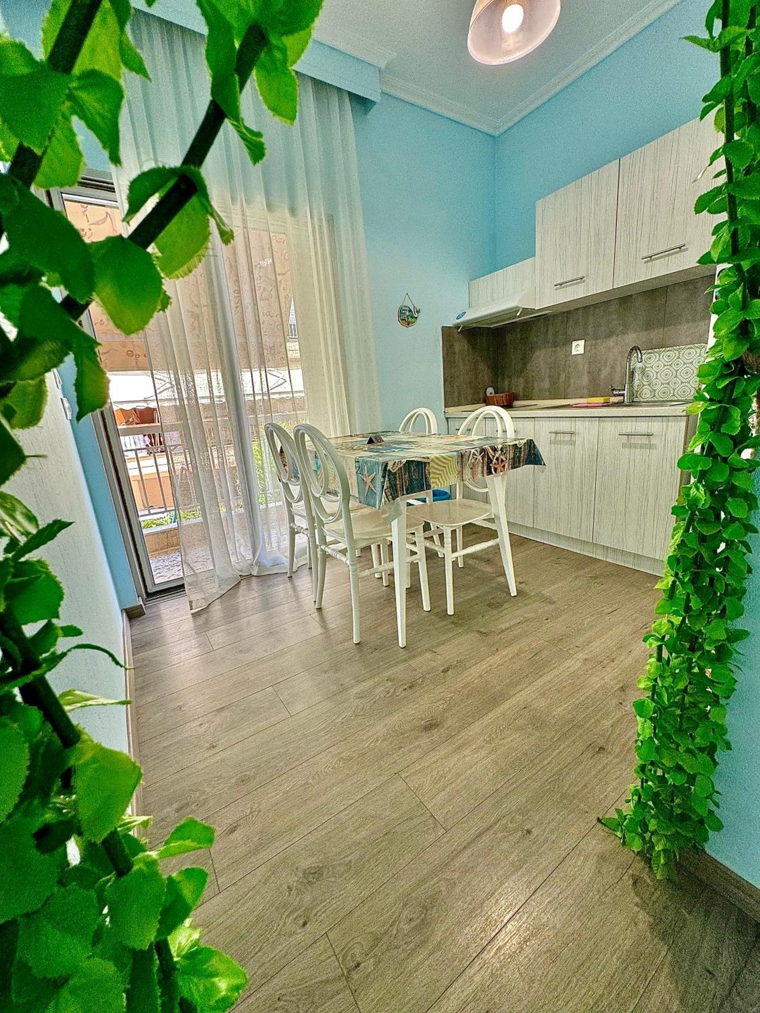 Ferienwohnung Amalia House Nea Kallikrateia Exterior foto